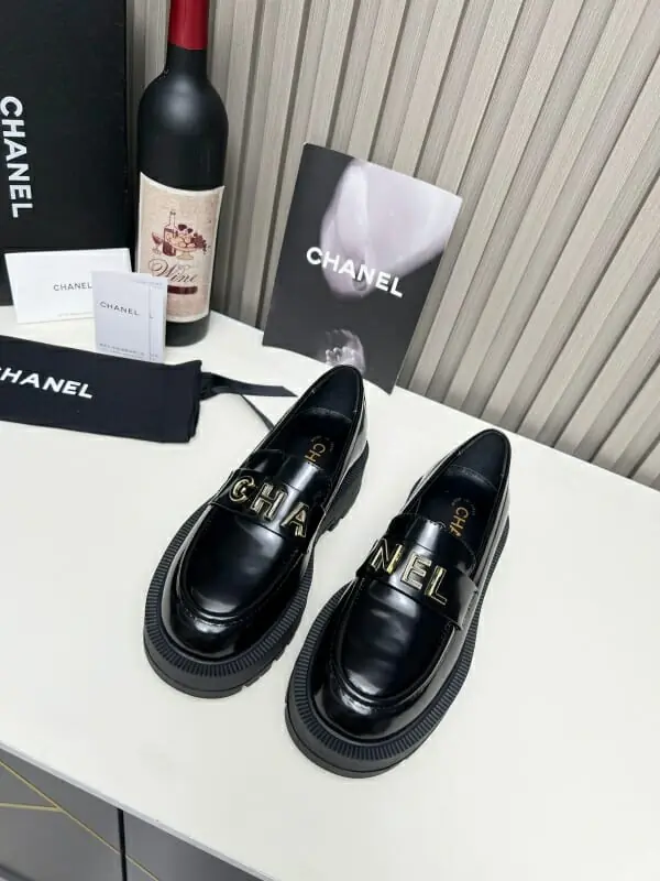 chanel cuir chaussures pour femme s_1245b351